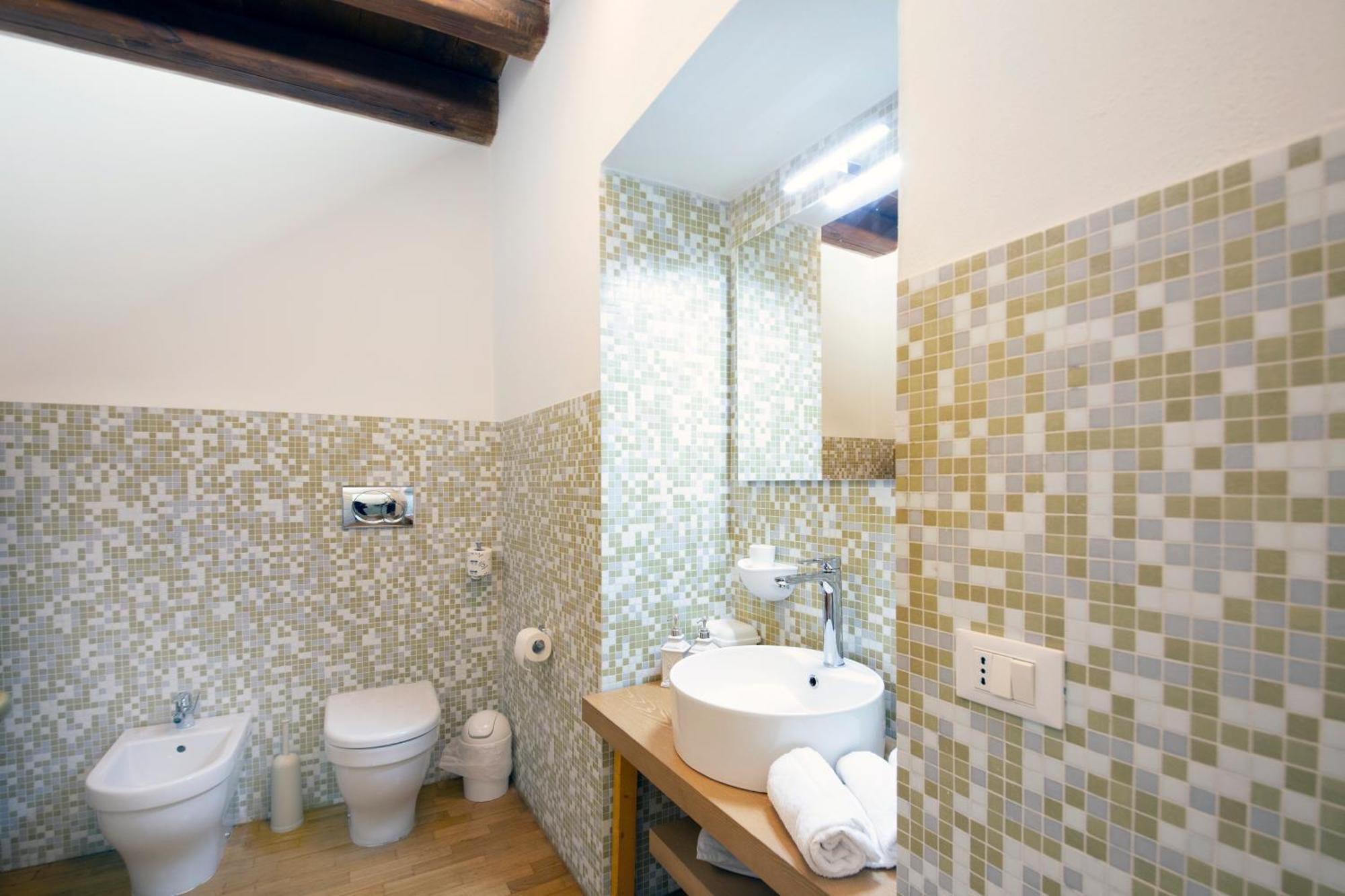 Suite Martini Al Castello Каляри Екстериор снимка
