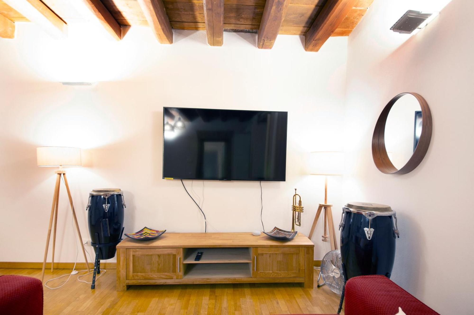 Suite Martini Al Castello Каляри Стая снимка