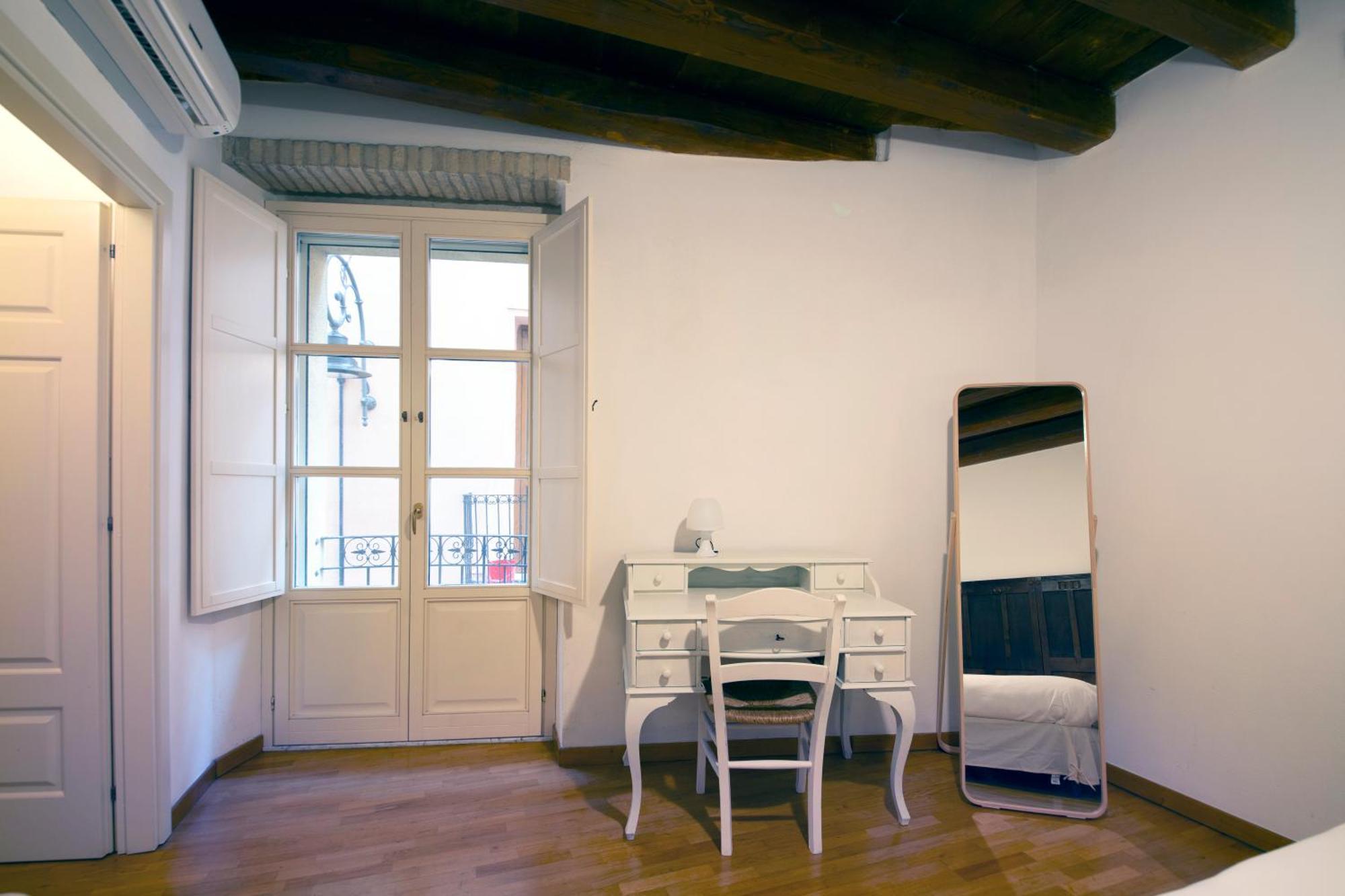 Suite Martini Al Castello Каляри Екстериор снимка