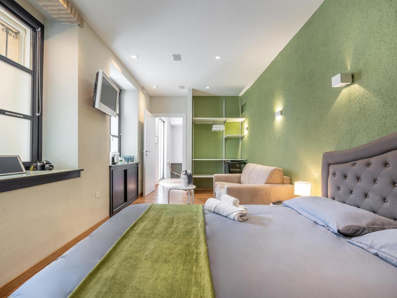 Suite Martini Al Castello Каляри Екстериор снимка