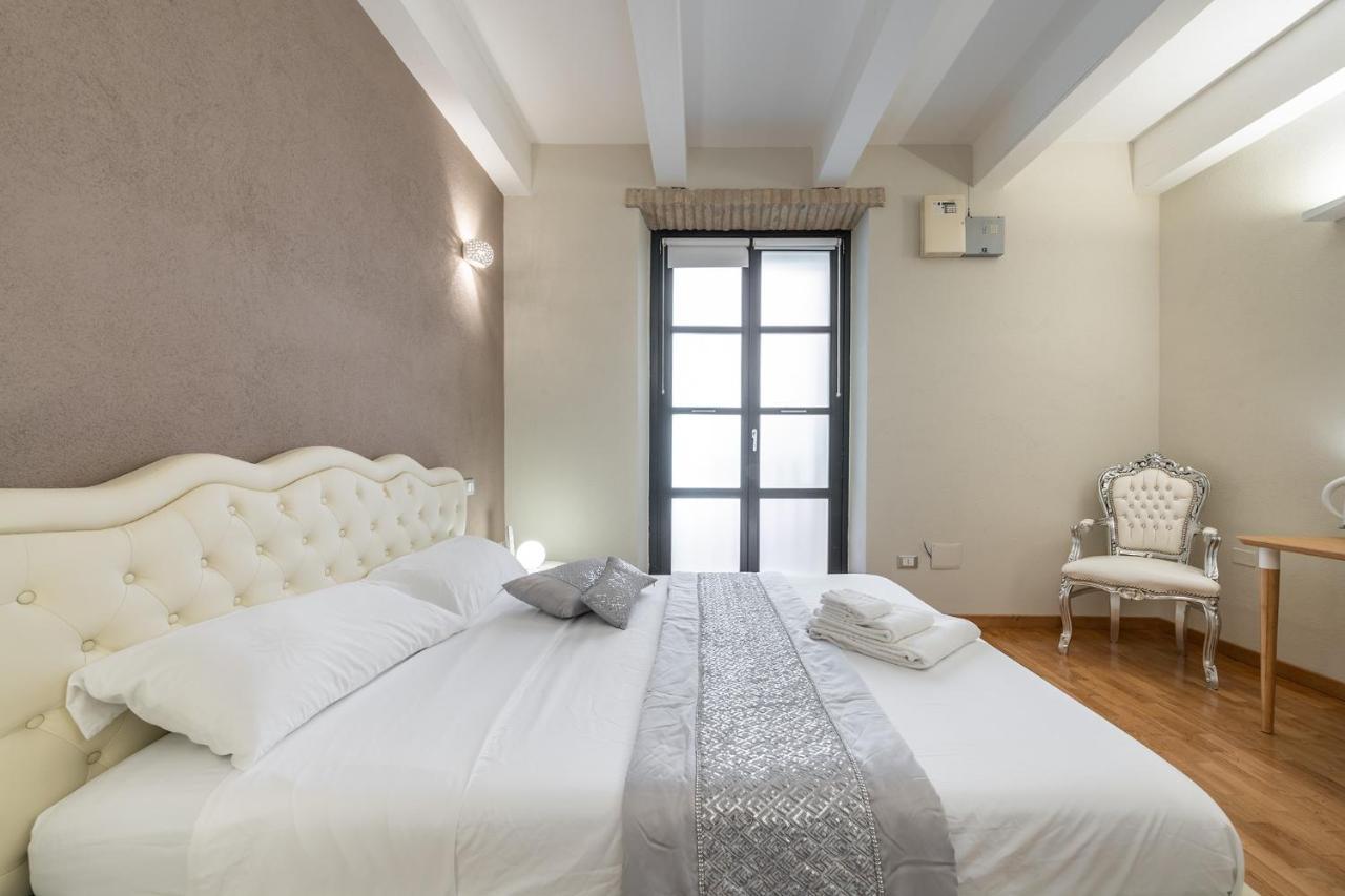 Suite Martini Al Castello Каляри Екстериор снимка